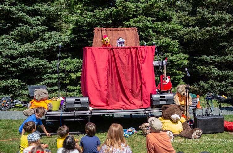 Puppet Show Kids Entertainment Canada